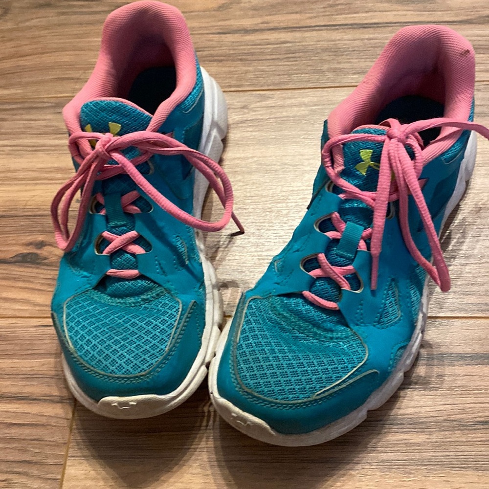 Under Armour workout shoes size 8.5